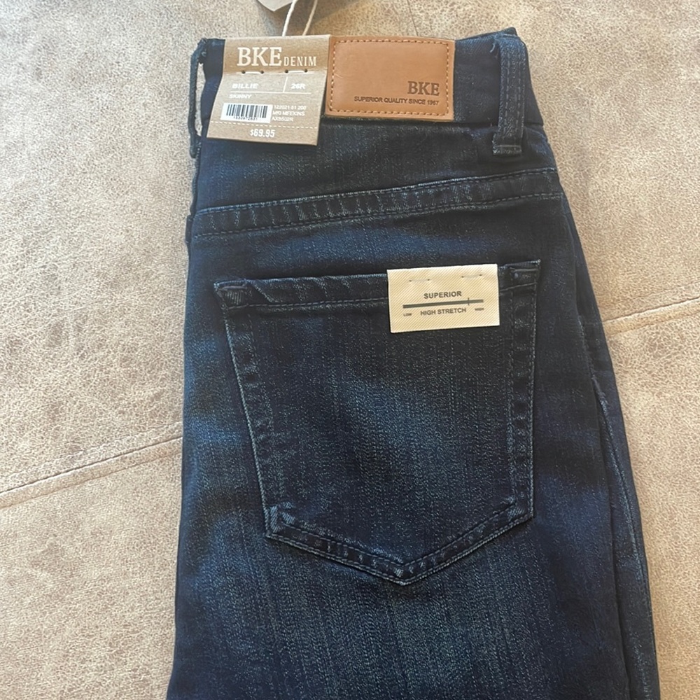 Never worn BKE- Billie jeans